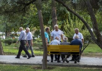 واریز حقوق فروردین ماه بازنشستگان کشوری بر مبنای حکم سال ۱۴۰۳ واریز حقوق فروردین ماه بازنشستگان کشوری بر مبنای حکم سال ۱۴۰۳