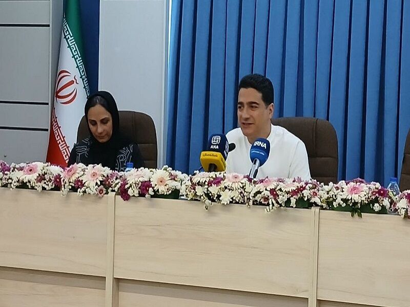 همایون شجریان: اگر جنگ شود کنار مردم ایران میمانم/ اجرای کنسرت رایگان در میدان آزادی همایون شجریان: اگر جنگ شود کنار مردم ایران میمانم/ اجرای کنسرت رایگان در میدان آزادی