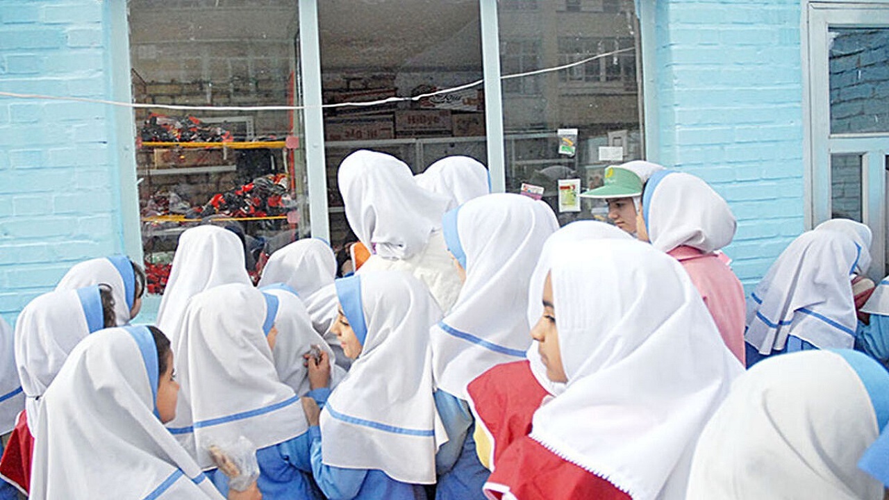 لیست جدید خوراکیهای مجاز و ممنوع در بوفه مدارس اعلام شد | دستورالعمل وزارت بهداشت اجرایی شد لیست جدید خوراکیهای مجاز و ممنوع در بوفه مدارس اعلام شد | دستورالعمل وزارت بهداشت اجرایی شد