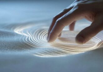 کشف حس هفتم در انسان؛ توانایی شگفتانگیز تشخیص اشیاء پنهان بدون تماس مستقیم کشف حس هفتم در انسان؛ توانایی شگفتانگیز تشخیص اشیاء پنهان بدون تماس مستقیم