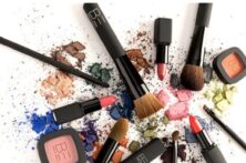 انتشار اسامی جدید فرآورده‌های آرایش چشم غیرمجاز توسط سازمان غذا و دارو