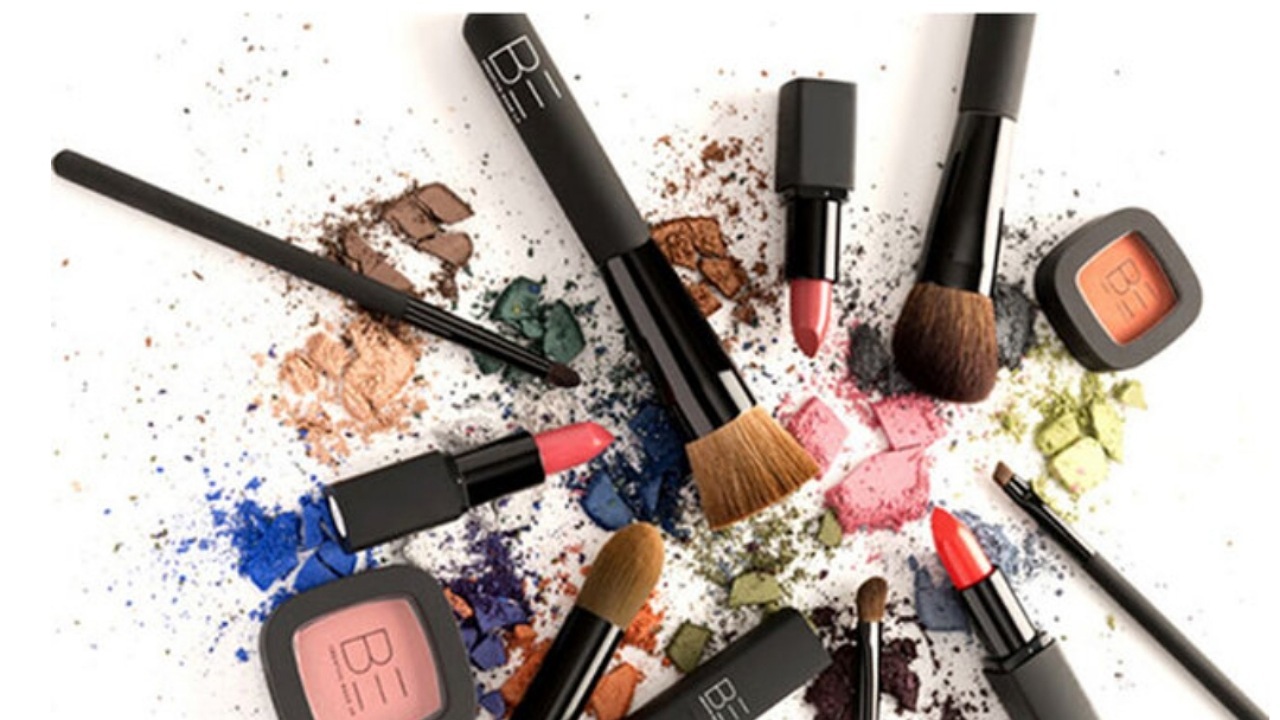 انتشار اسامی جدید فرآوردههای آرایش چشم غیرمجاز توسط سازمان غذا و دارو انتشار اسامی جدید فرآوردههای آرایش چشم غیرمجاز توسط سازمان غذا و دارو