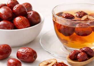 ۹ خاصیت شگفت‌انگیز عناب برای سلامت زنان در طب سنتی